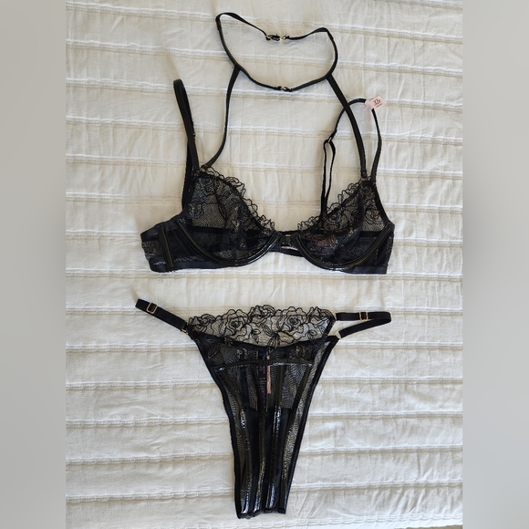 💋SET💋 Victoria's Secret unlined BLACK gold EMBROIDERED 32B Bra M Panty NWT